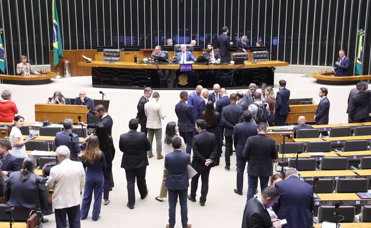 Câmara cria Sistema Nacional de Enfrentamento à Violência contra a Mulher